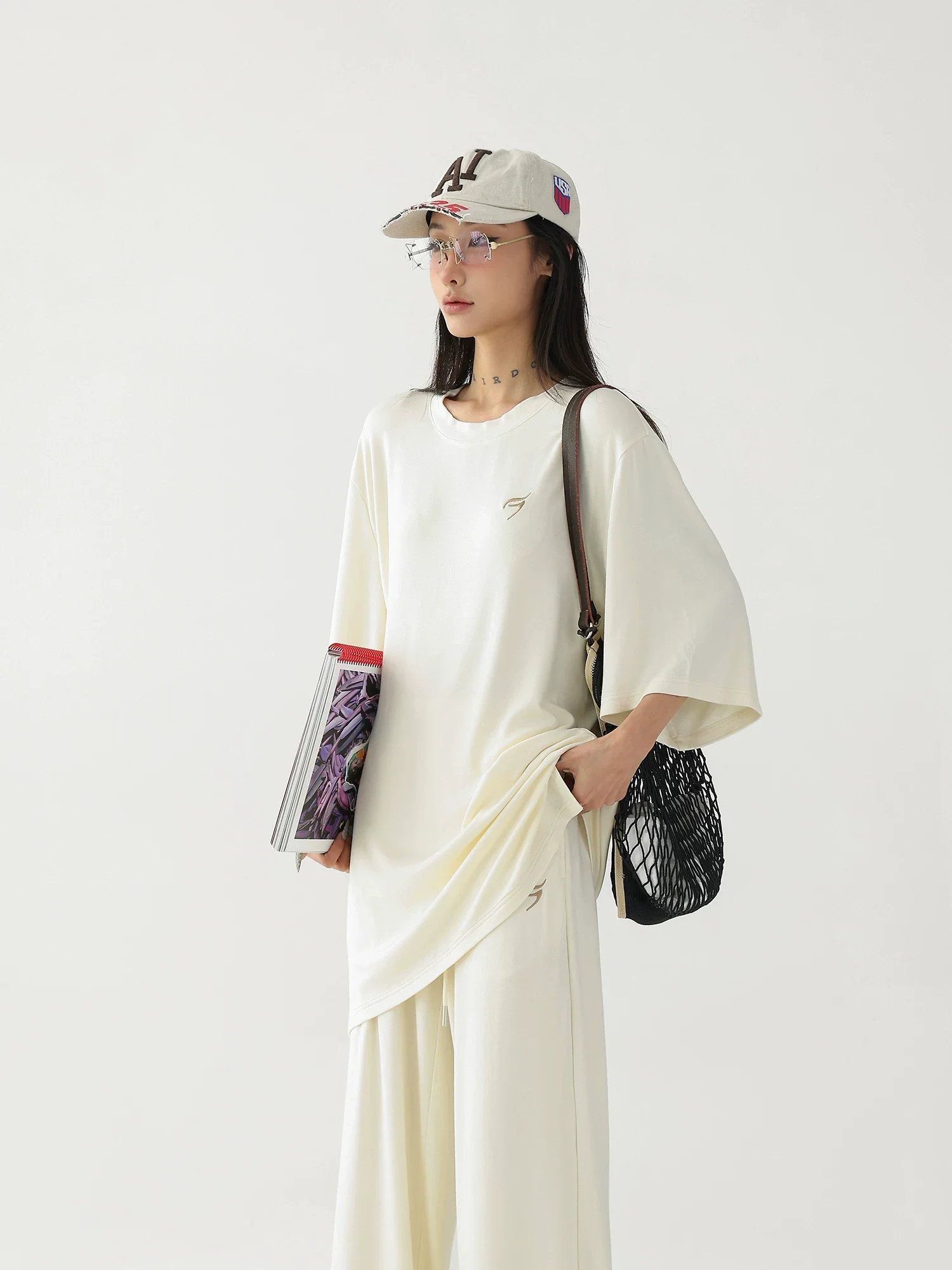 Bamboo Fiber Relaxed T-Shirt and Pants - Image 7