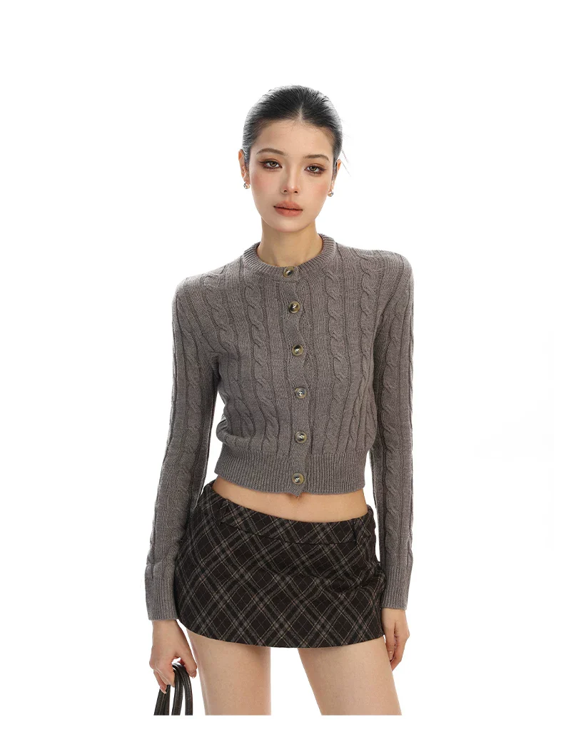 Cable Knit Cropped Button Cardigan