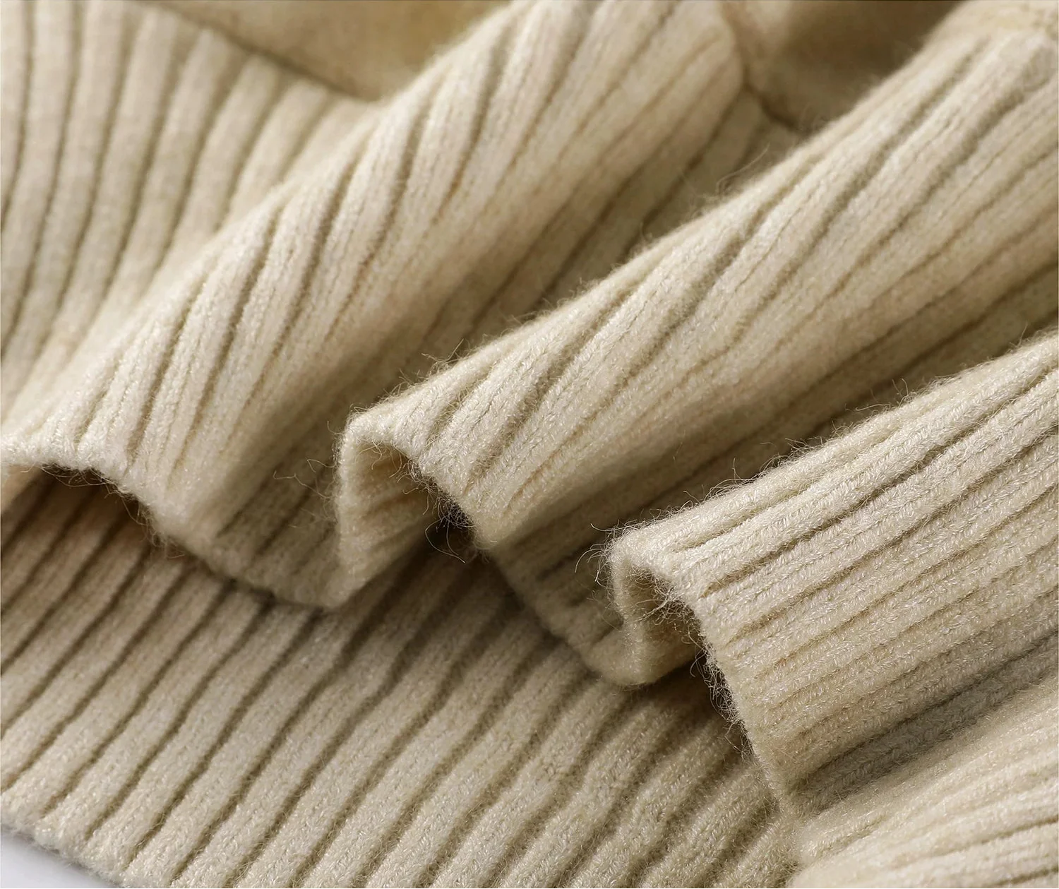 Cable Knit Sweater and Skirt Set - Image 7