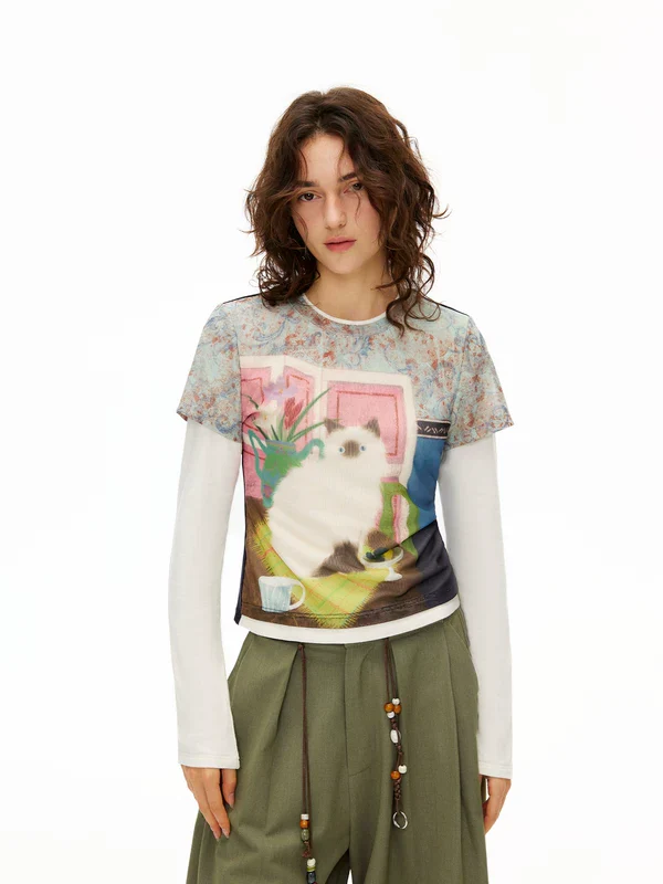 Cat Mural Print Lightweight Short-Sleeve T-Shirt - Image 4