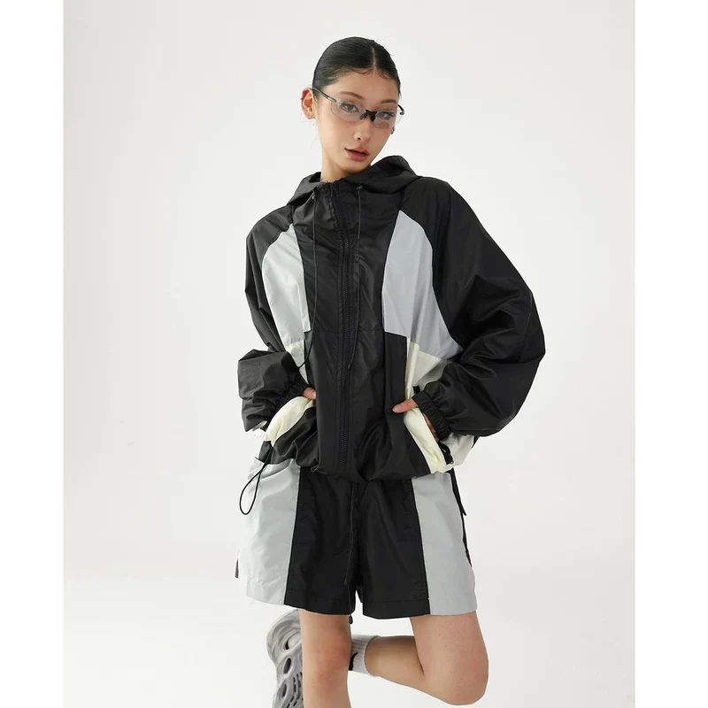Colorblock Hooded Windbreaker Jacket and Shorts - Image 7