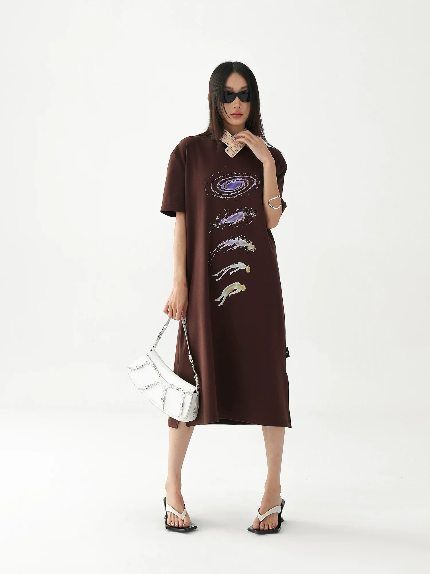 Graphic Print Over-the-Knee T-Shirt Dress - Image 6