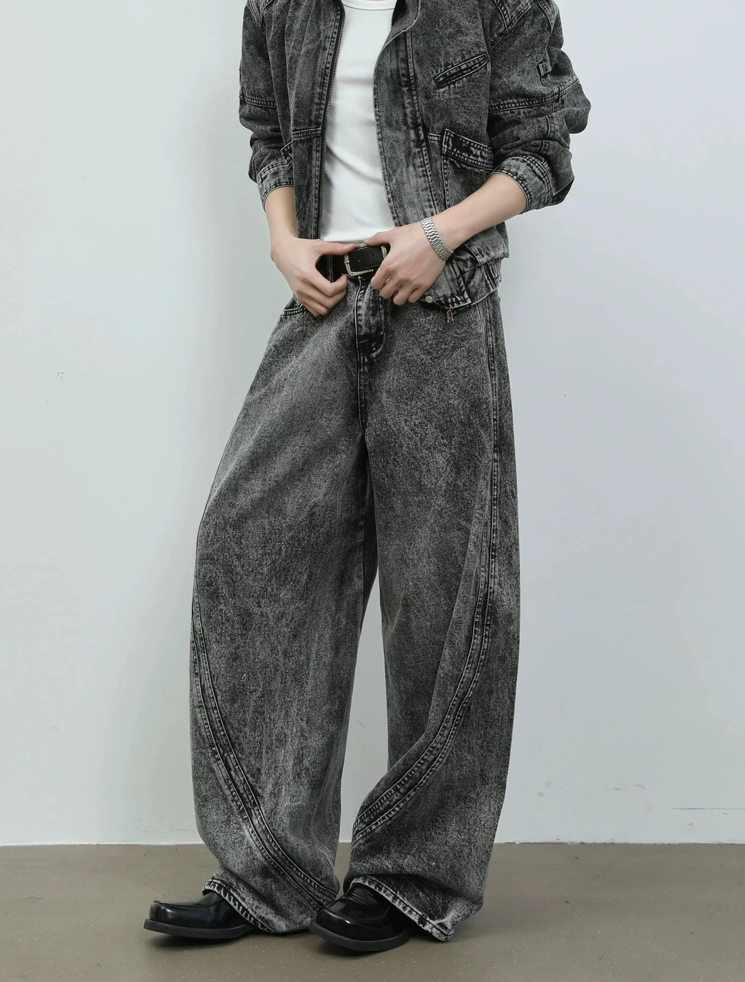 Denim Jacket and Wide Leg Pants - Image 12