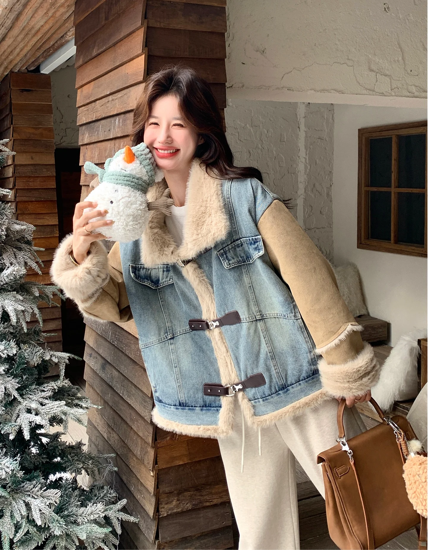 Denim Patchwork Faux Fur Lined Jacket - Image 6