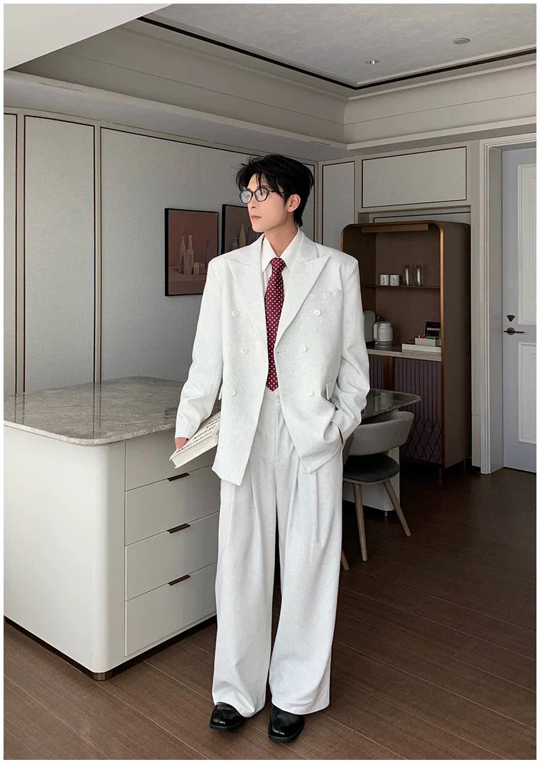 Double-Breasted Linen Jacket and Pants - Image 10