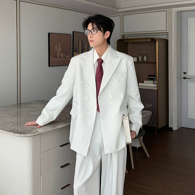 Double-Breasted Linen Jacket and Pants - Image 3