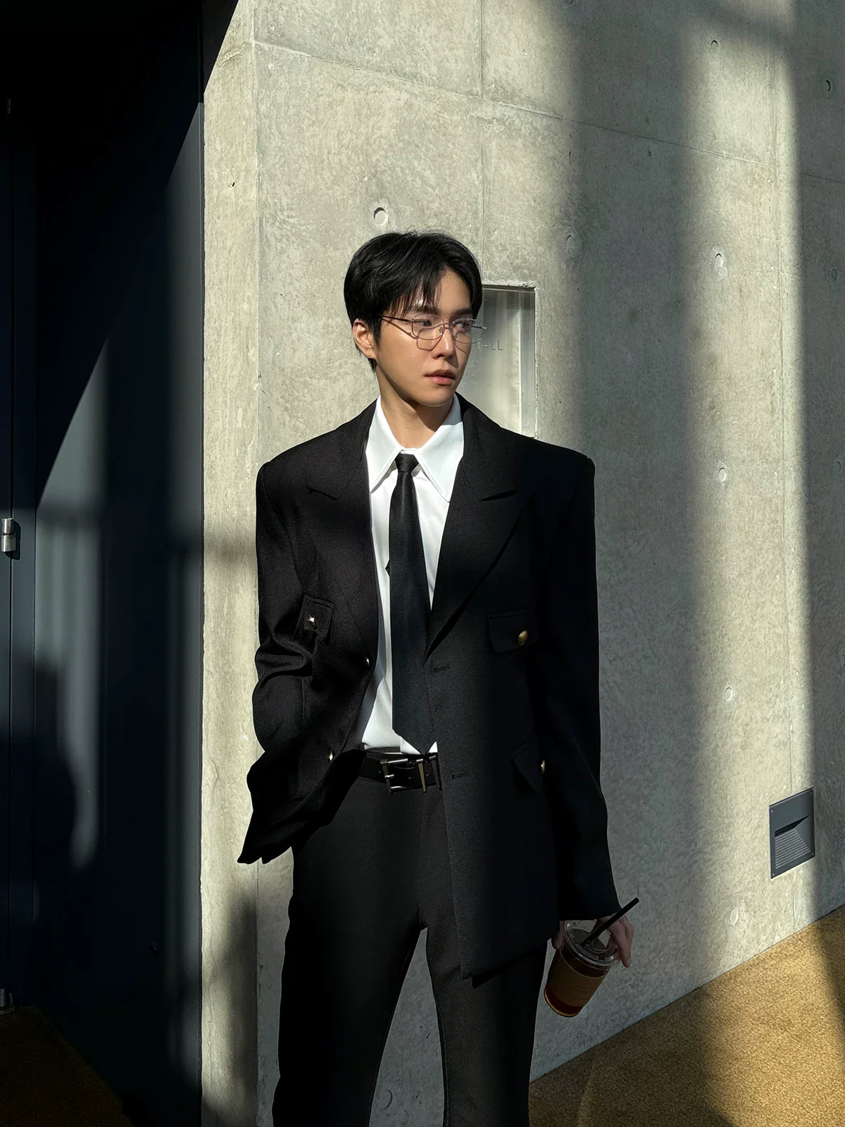 Double-Breasted Slim Fit Suit - Image 4