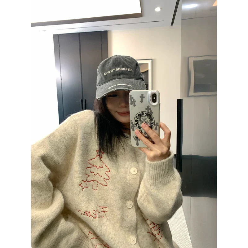 Embroidered Knit Sweater Cardigan - Image 13
