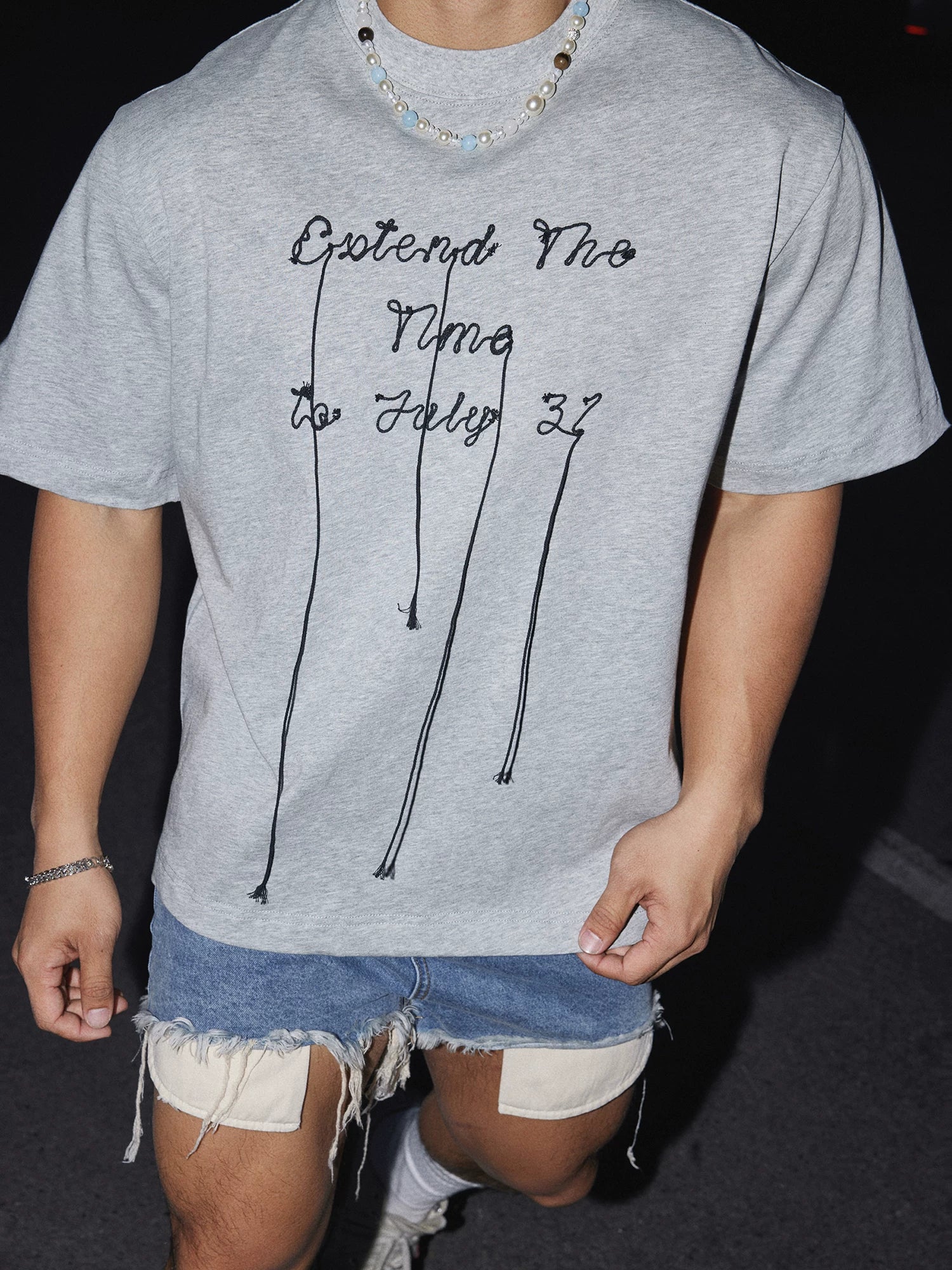 Embroidered Letter Tassel Graphic T-Shirt - Image 10
