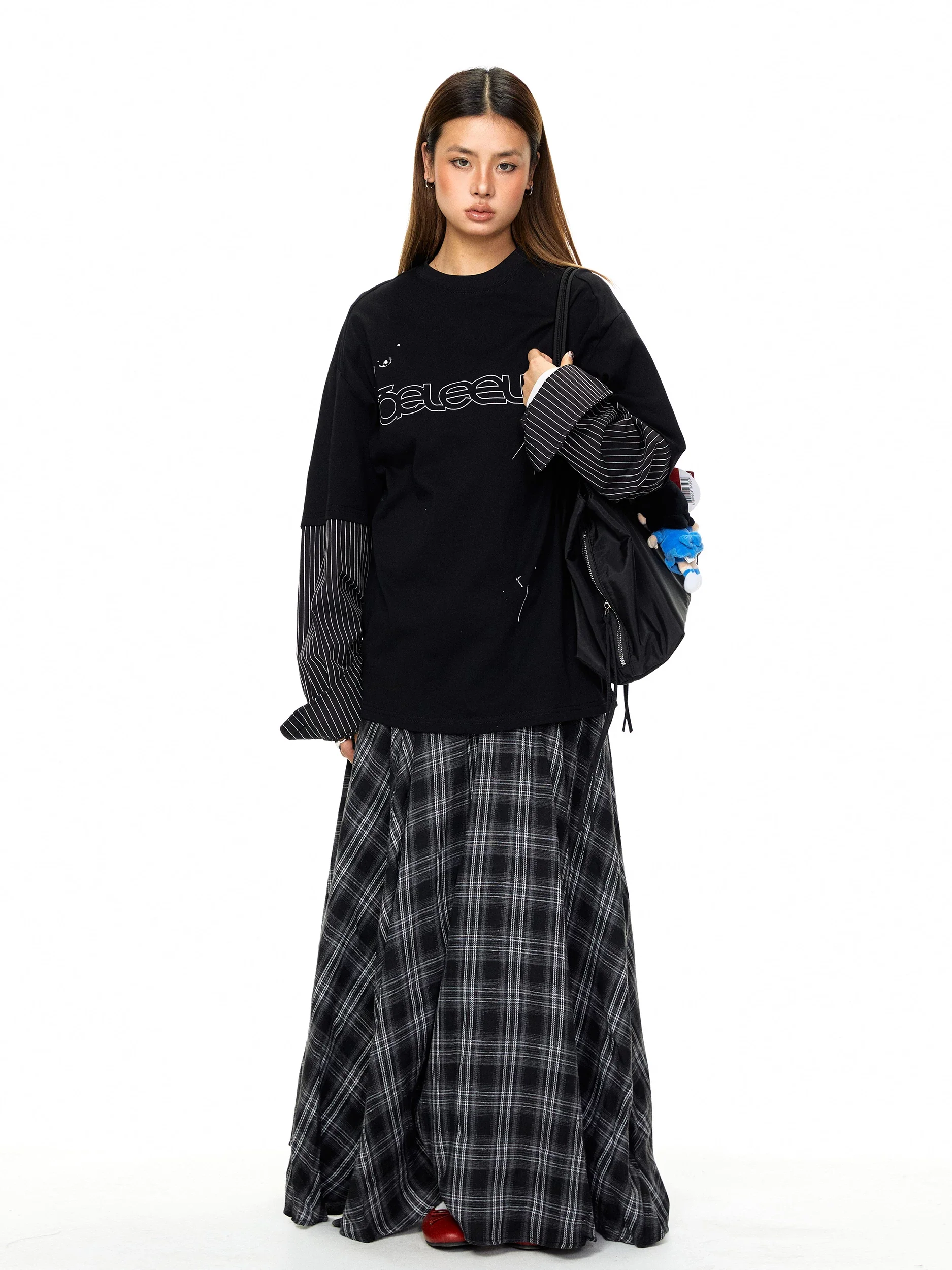 Layered Striped Sleeve Graphic Pullover - Image 7