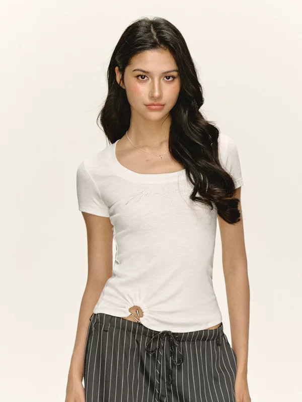 Fitted Scoop Neck Short Sleeve T-Shirt - Image 3