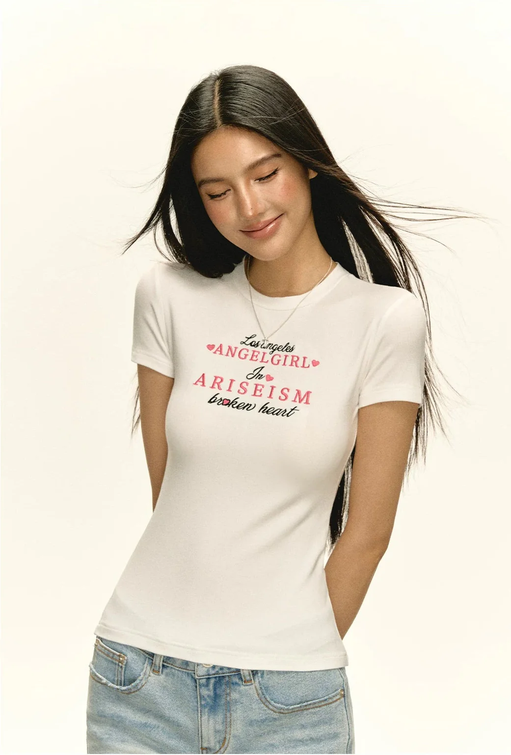 Fitted Short-Sleeve Graphic T-Shirt - Image 3