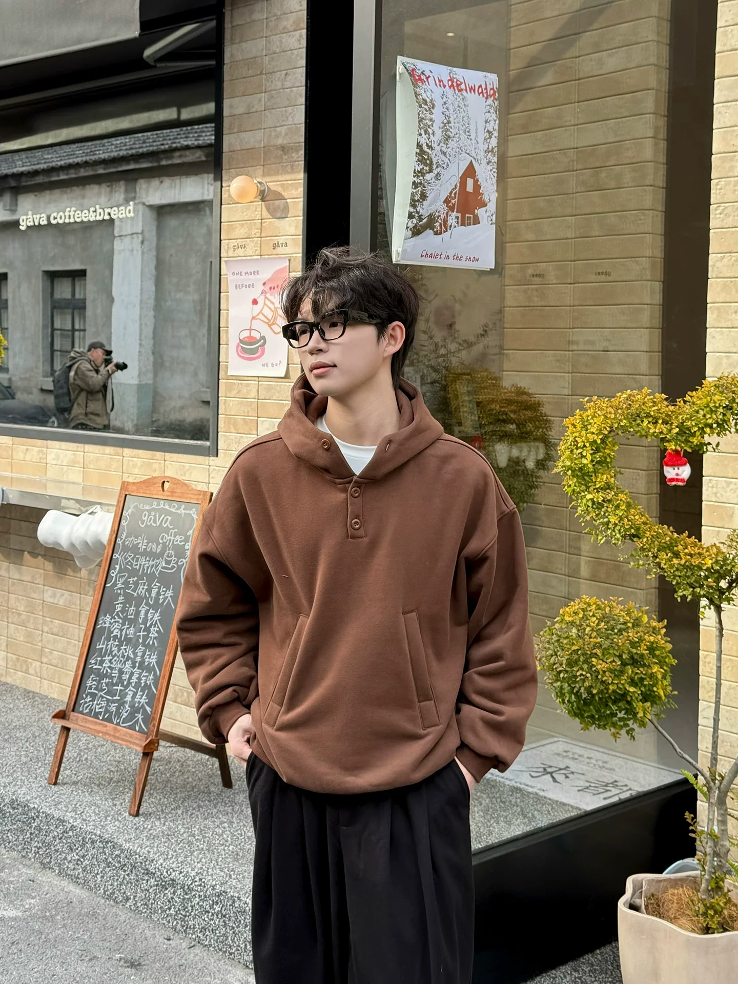Fleece-Lined Pullover Hoodie - Image 3