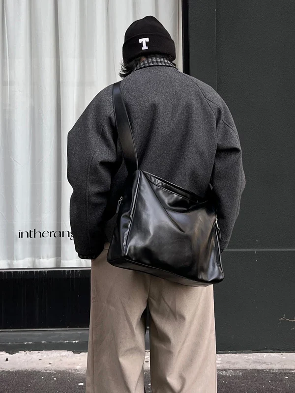 Large Capacity Leather Shoulder Bag - Image 2