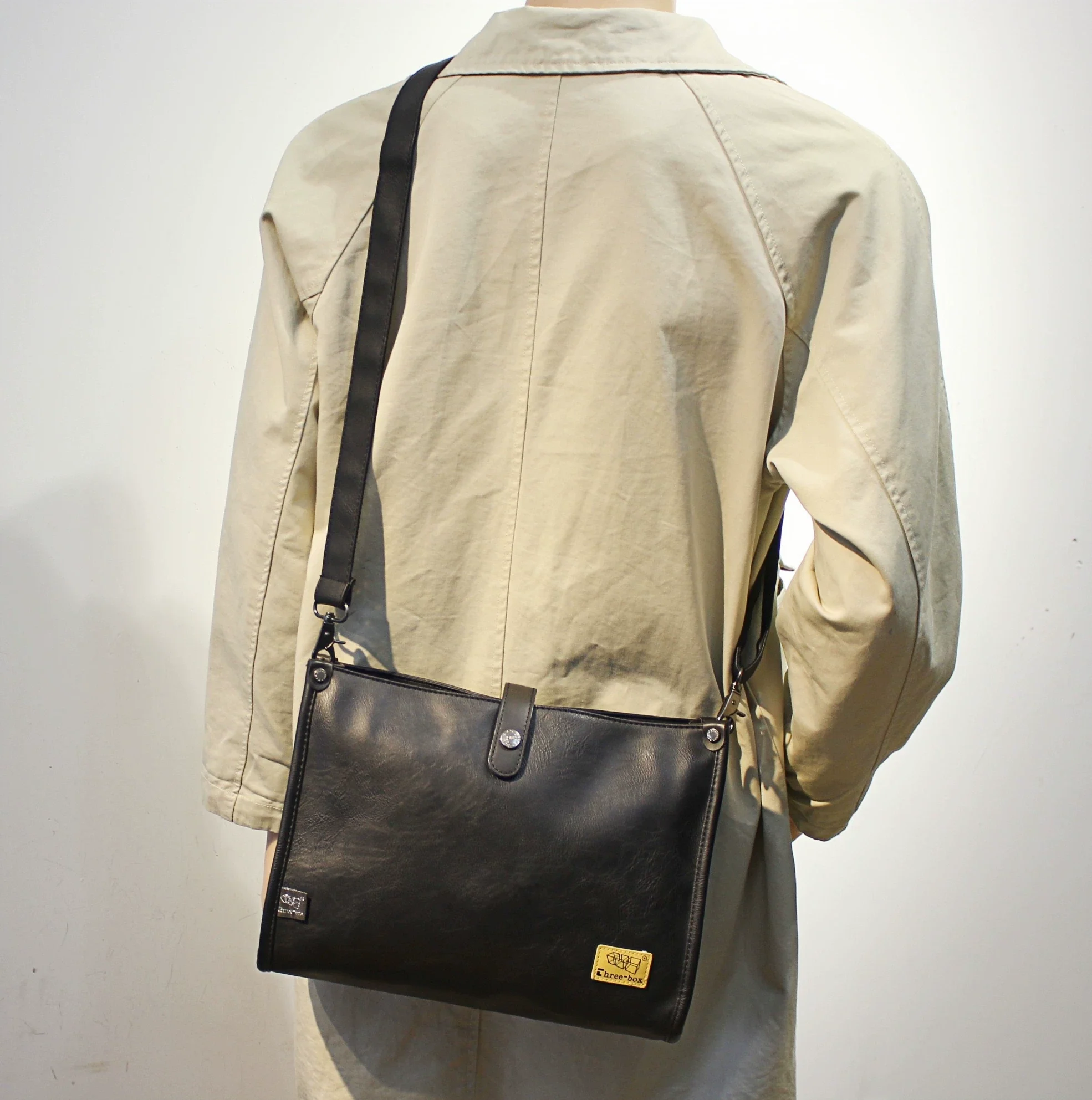 Leather Crossbody Messenger Bag - Image 6