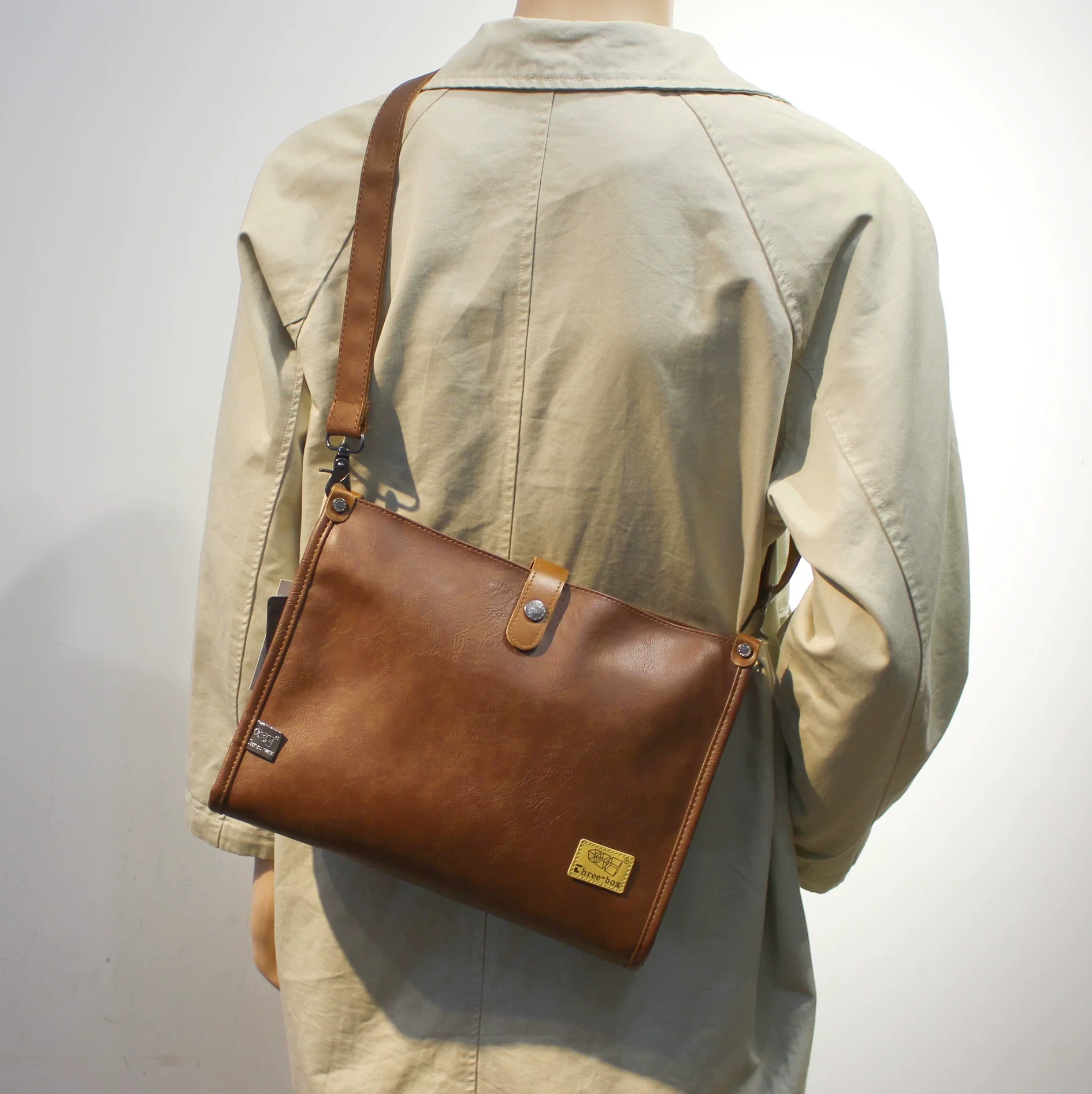 Leather Crossbody Messenger Bag - Image 7