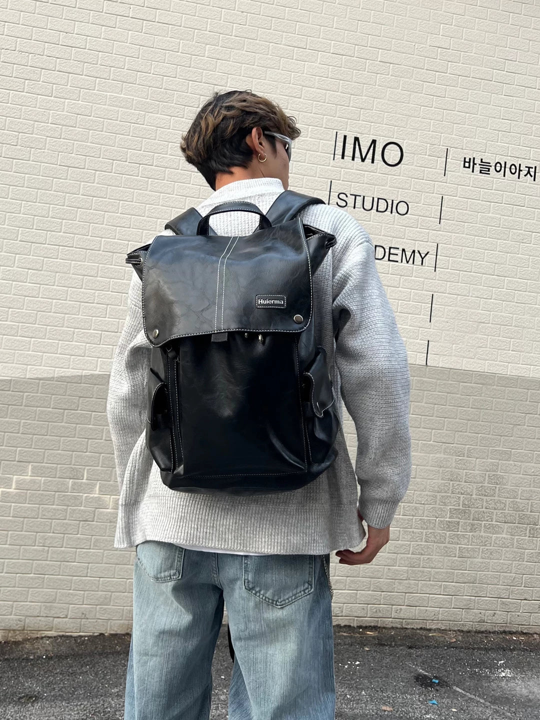 Leather Large Capacity Commuter Backpack - Image 2