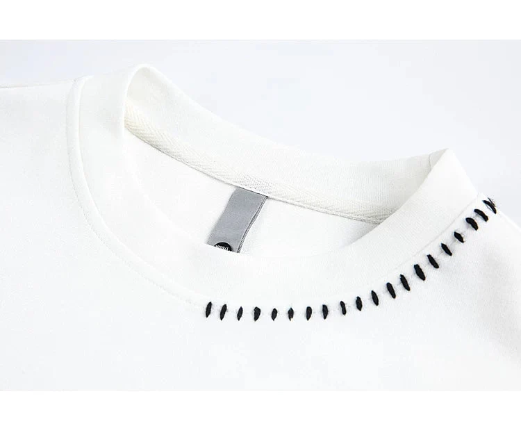 Loose Fit Short-Sleeve Crewneck T-Shirt - Image 6