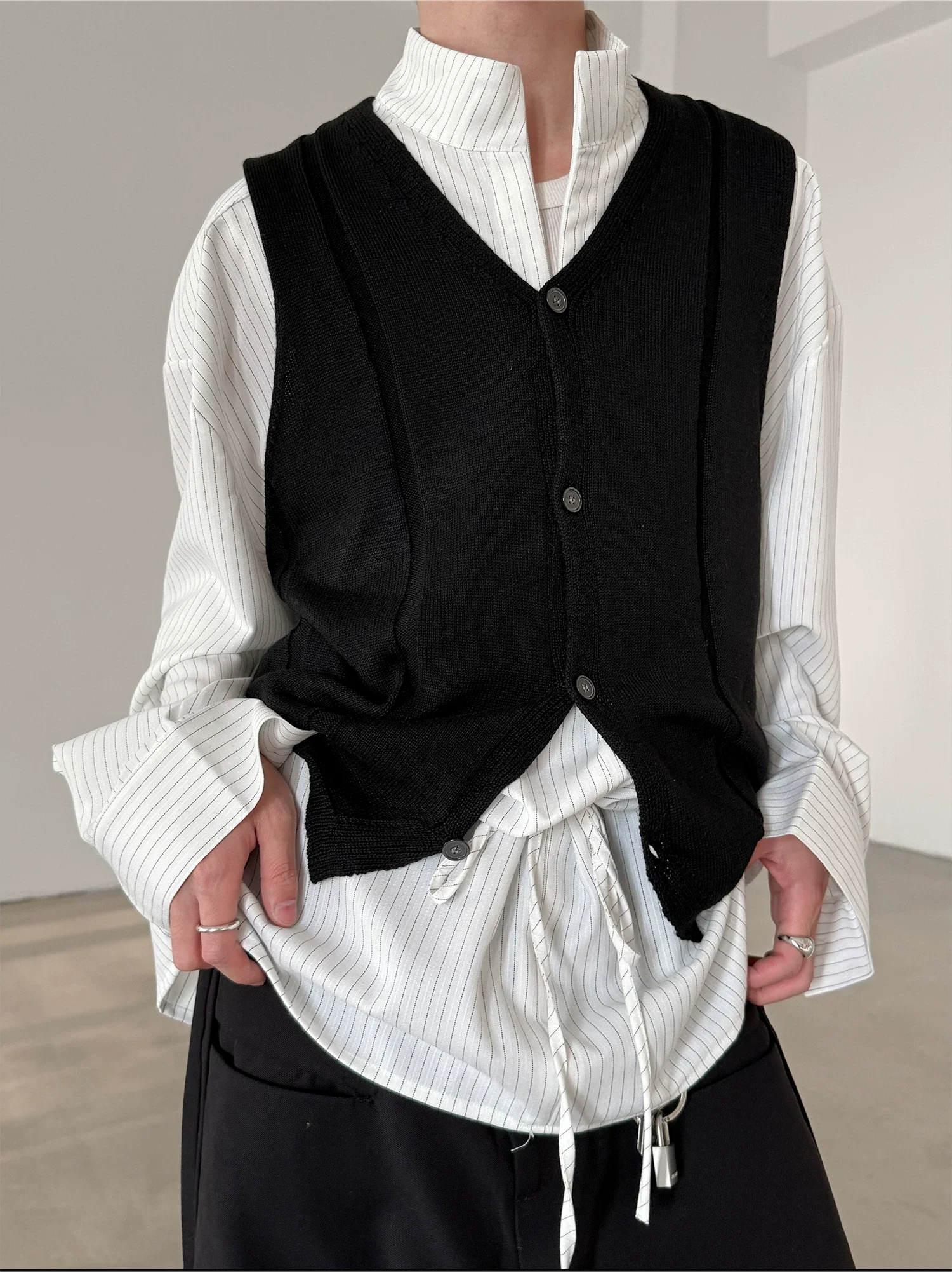 Loose Knit Button Front Sweater Vest - Image 10