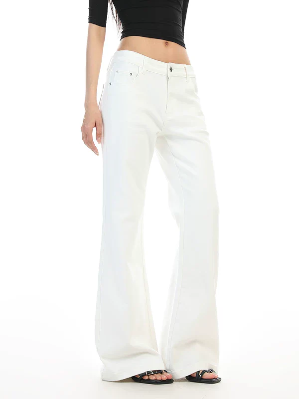Low-Rise Flared Jeans - Image 3