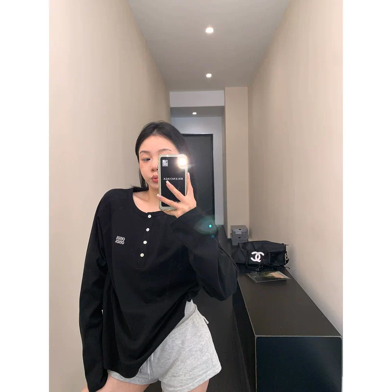 Buttoned Crew Neck Long-Sleeve Shirt - Image 5
