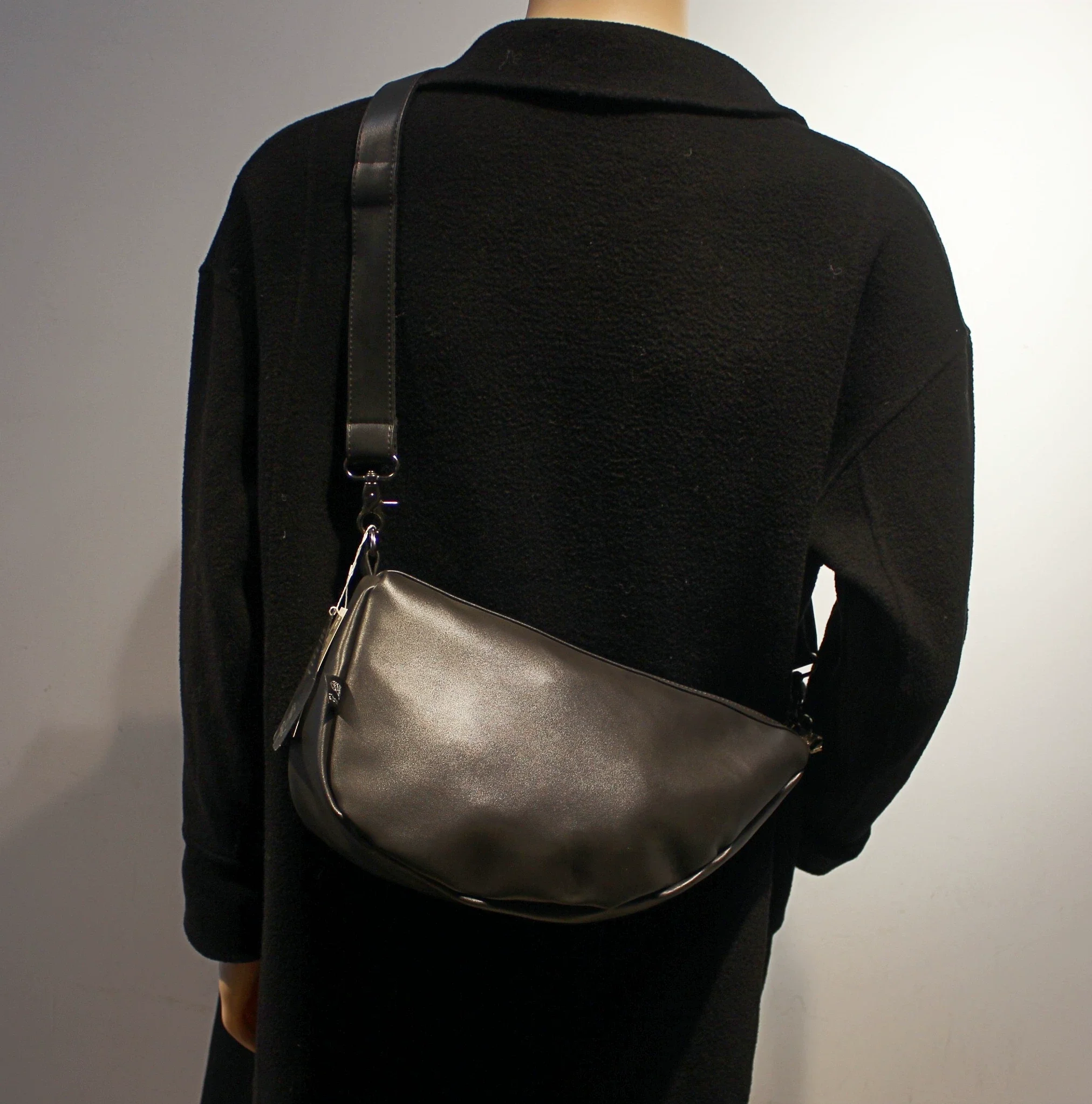 Minimalist Soft Leather Crossbody Bag - Image 4