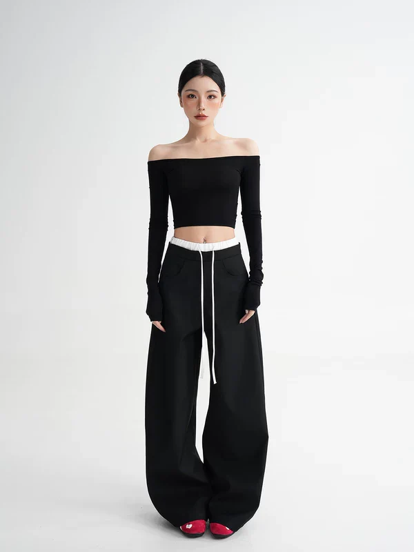 Off-Shoulder Long Sleeve Crop Top - Image 4