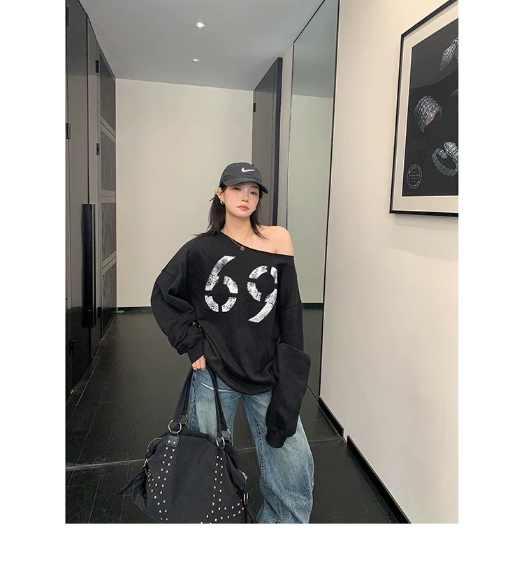 Off-Shoulder Graphic Sweatshirt - Image 2