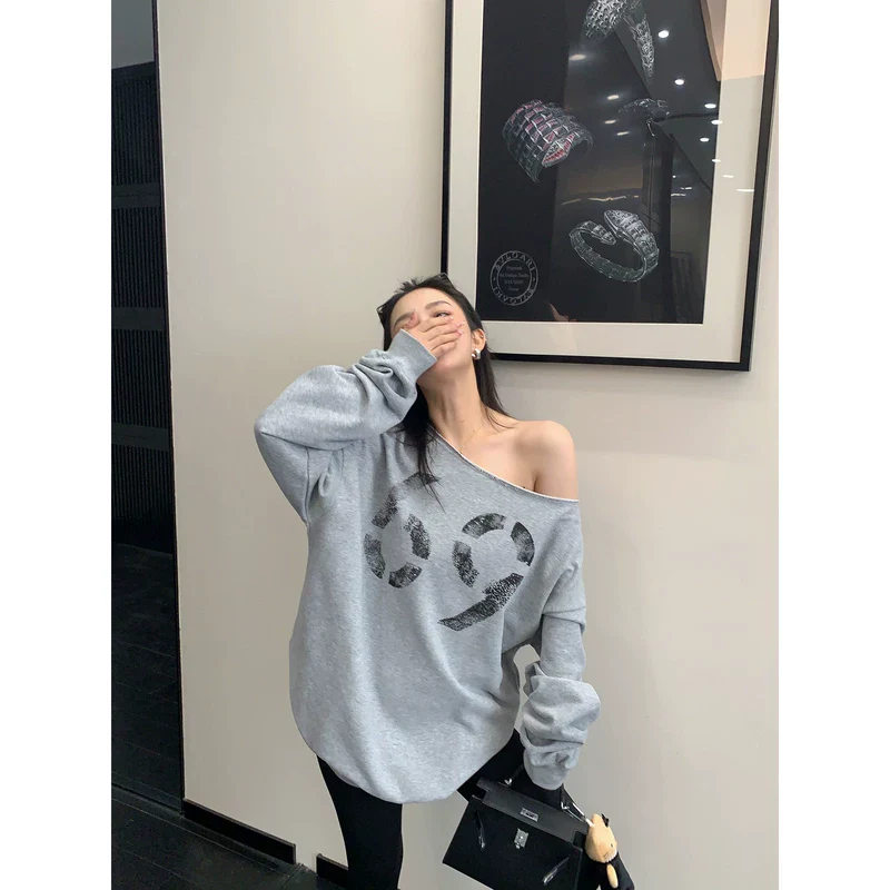 Off-Shoulder Graphic Sweatshirt - Image 5