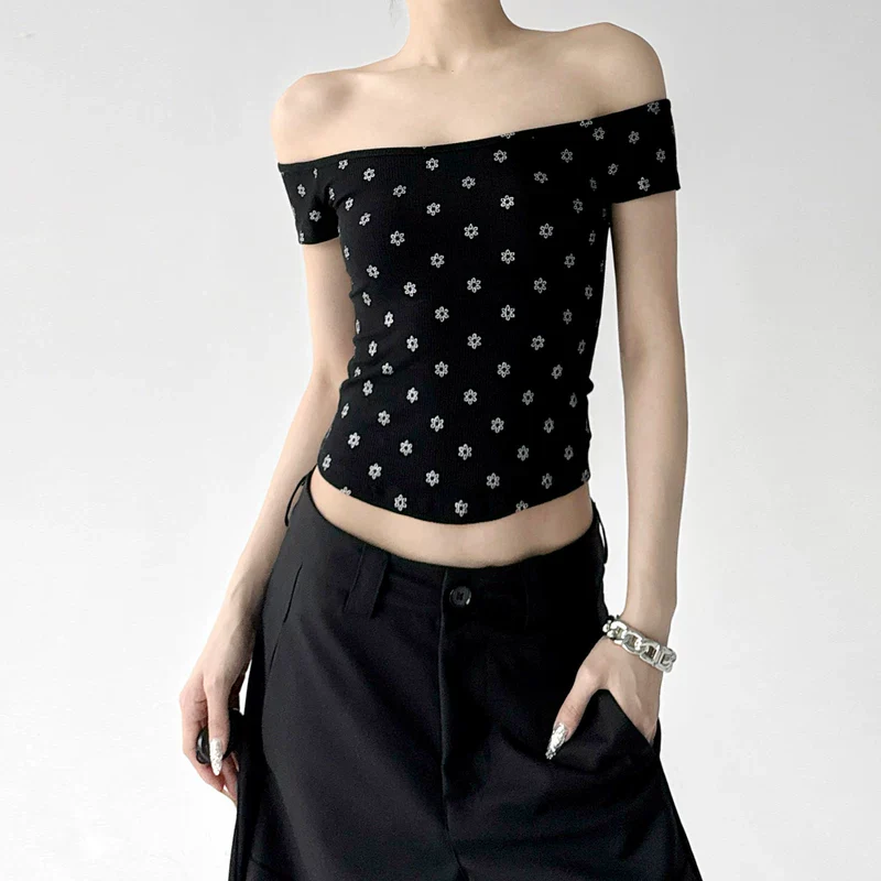 Off-Shoulder Ribbed Short Sleeve T-Shirt - Image 6