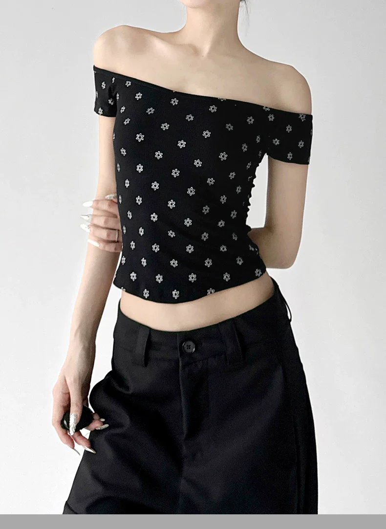 Off-Shoulder Ribbed Short Sleeve T-Shirt - Image 9