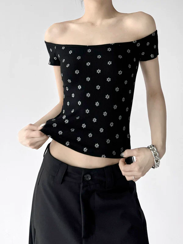 Off-Shoulder Slim Fit Floral Knit Top - Image 3