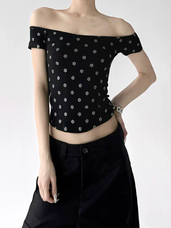 Off-Shoulder Slim Fit Floral Knit Top - Image 4