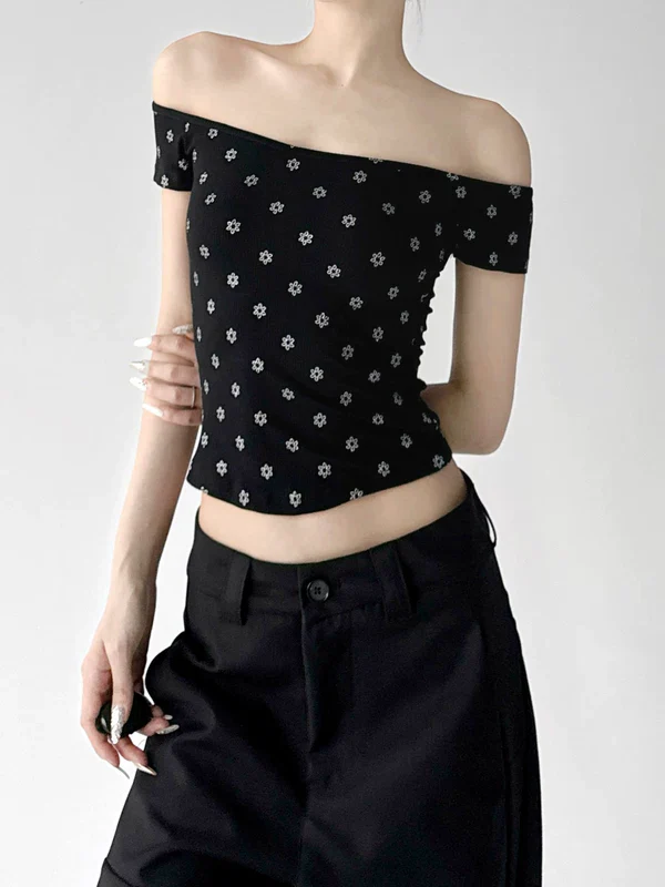 Off-Shoulder Slim Fit Floral Knit Top - Image 5