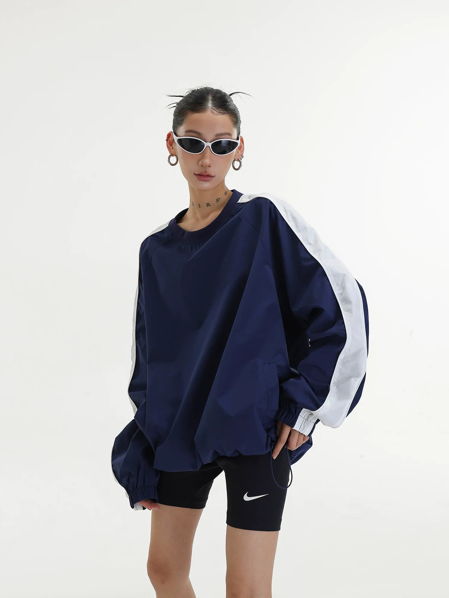 Oversized Sporty Windbreaker Pullover - Image 7