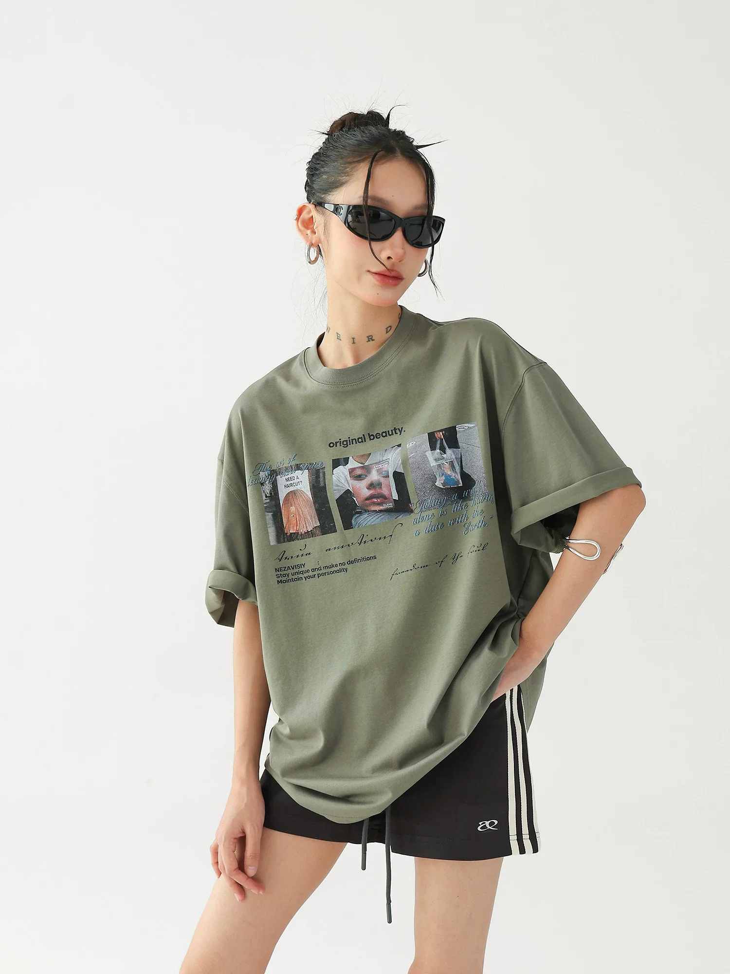 Oversized Graphic Print Short-Sleeve T-Shirt - Image 3