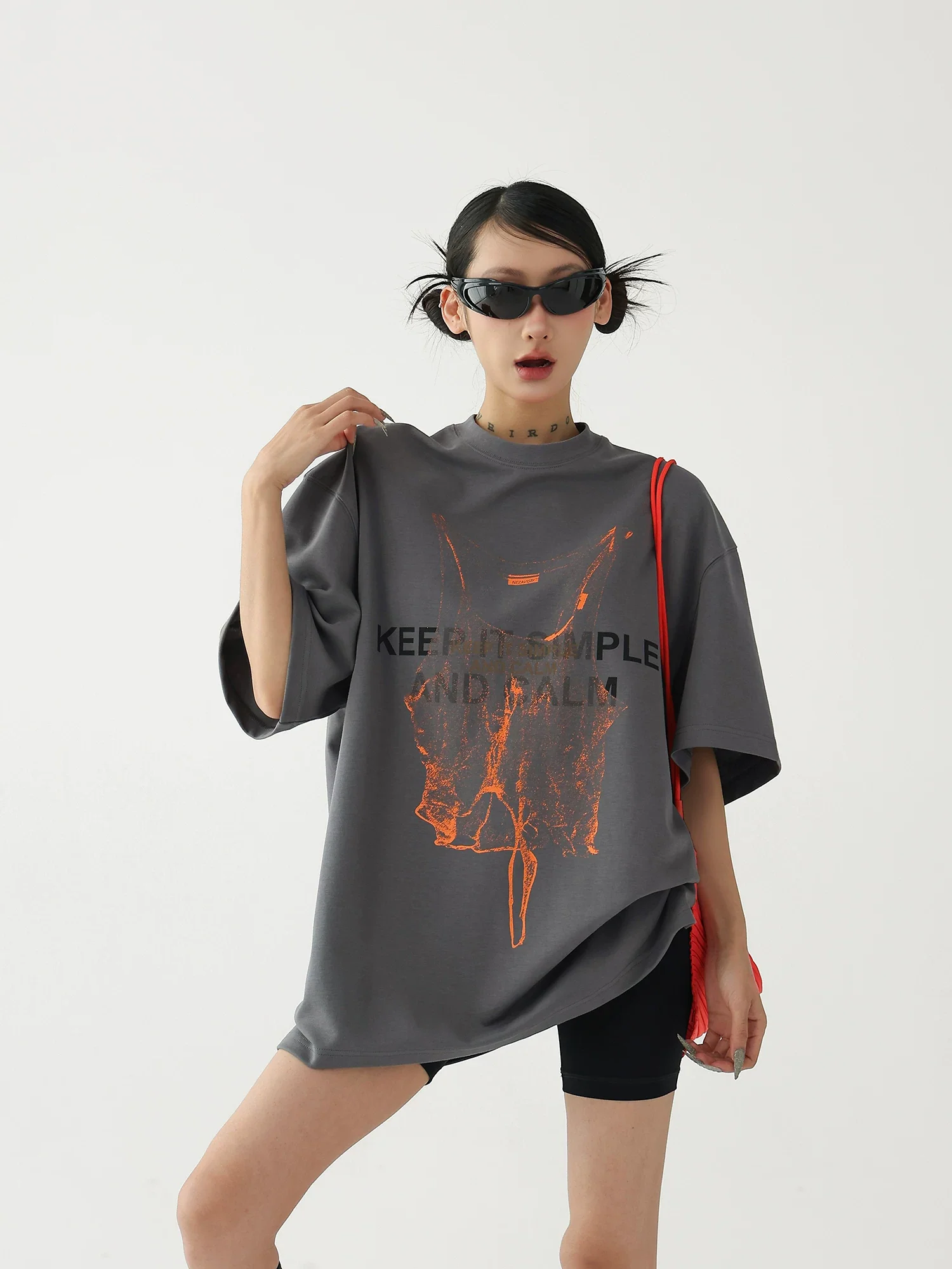 Oversized Graphic Short-Sleeve T-Shirt - Image 4
