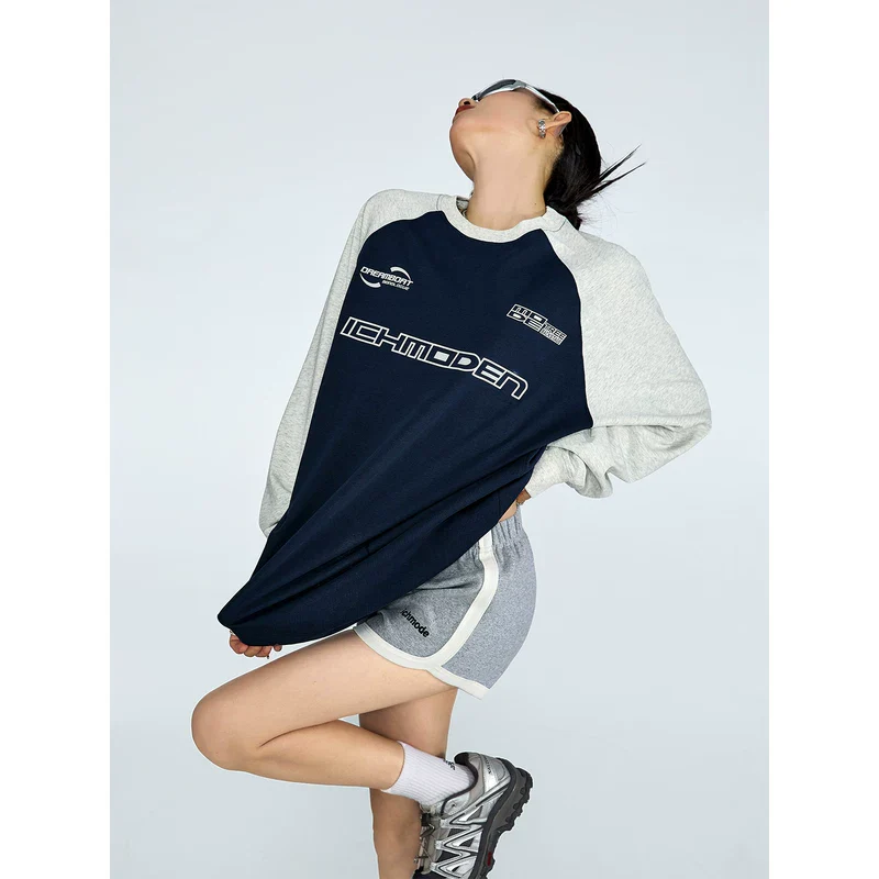 Oversized Raglan Sleeve Graphic Sweatshirt - Image 3