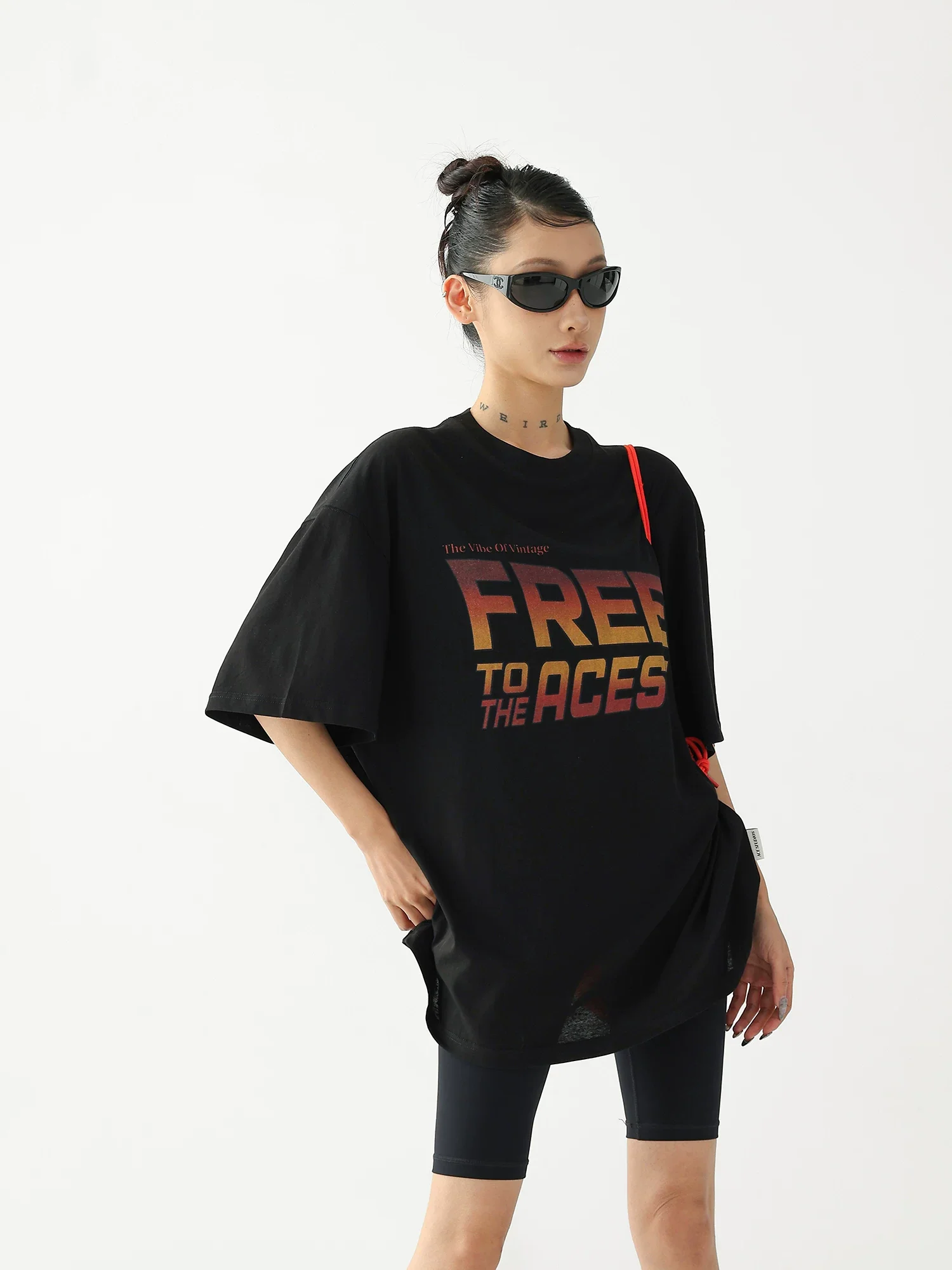 Oversized Retro Letter Print T-Shirt - Image 10
