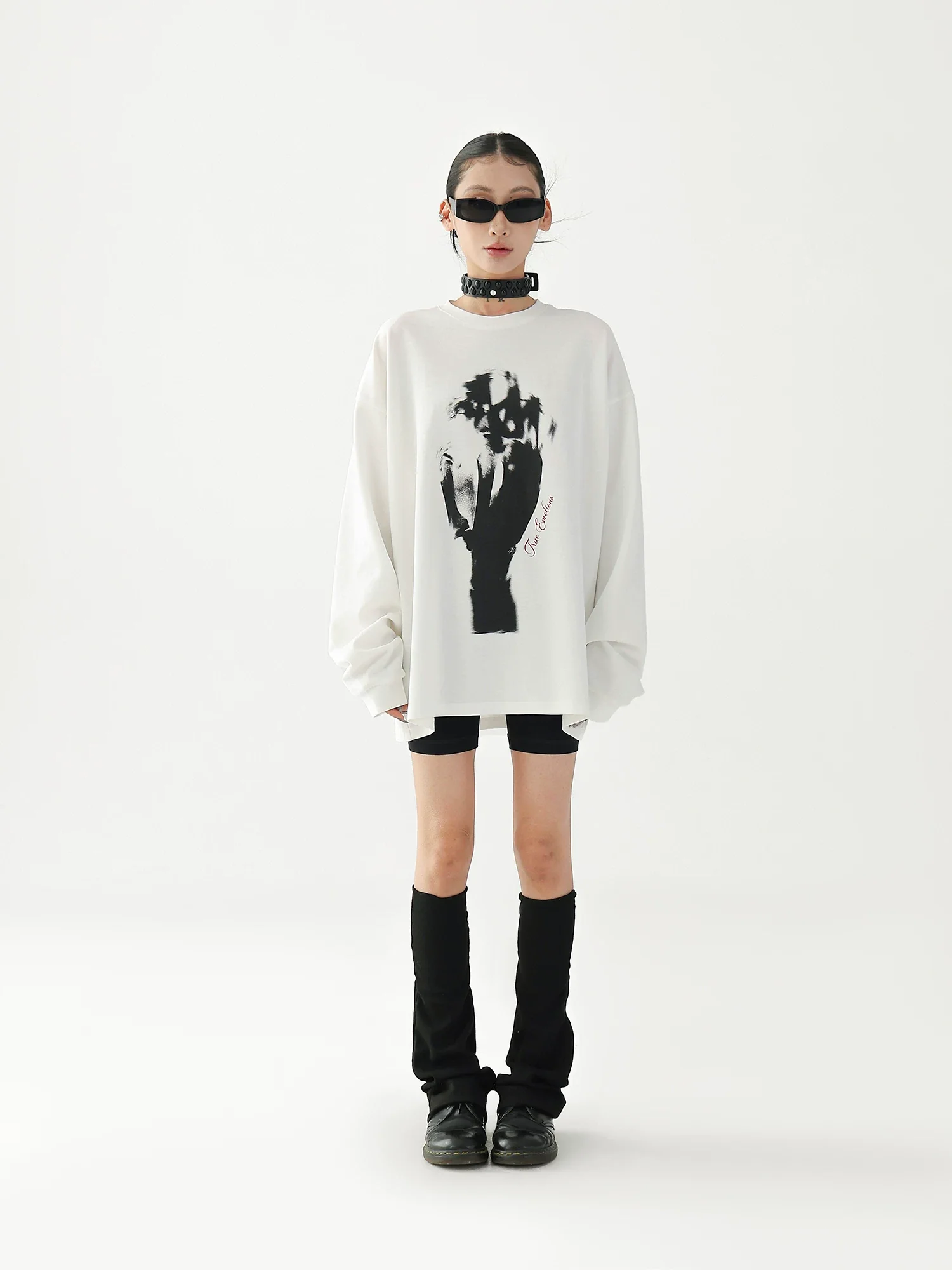 Oversized Retro Print Long-Sleeve Sweatshirt - Image 9