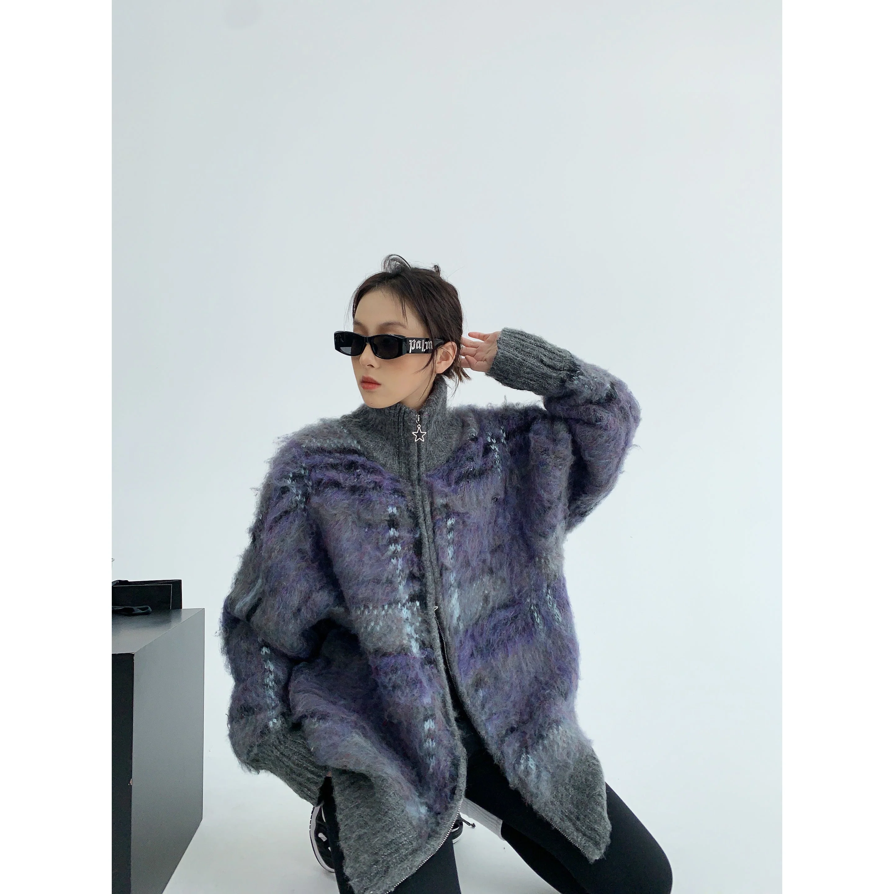 Plaid Zip-Up Knit Cardigan - Image 5