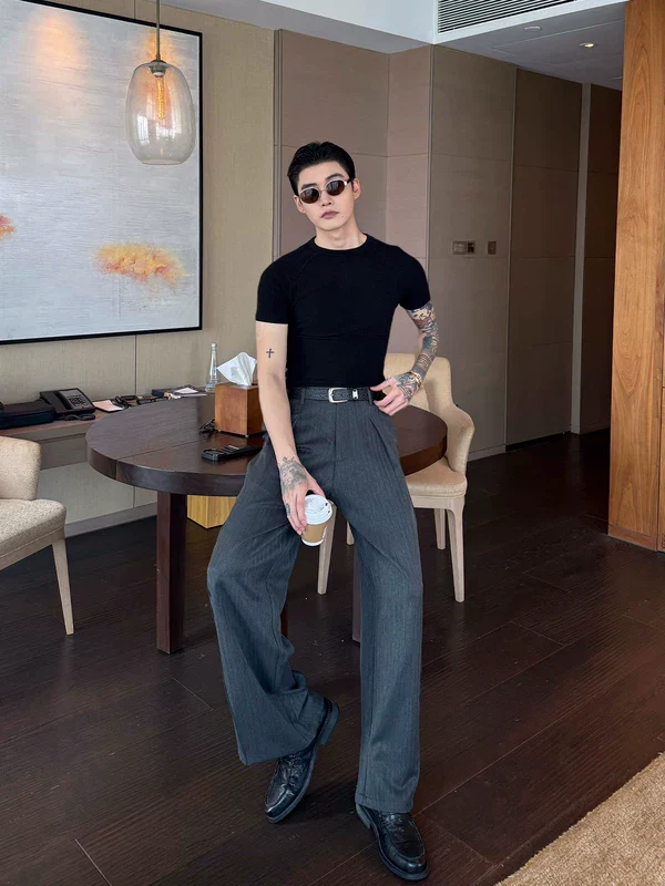 Pleated Wide Leg Straight Fit Pants - Image 2