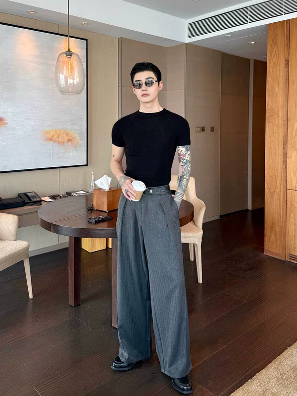Pleated Wide Leg Straight Fit Pants - Image 4