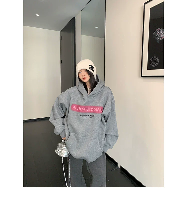 Relaxed Embroidered Hooded Sweatshirt - Image 13