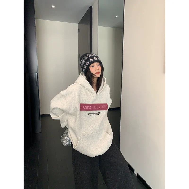Relaxed Embroidered Hooded Sweatshirt - Image 4
