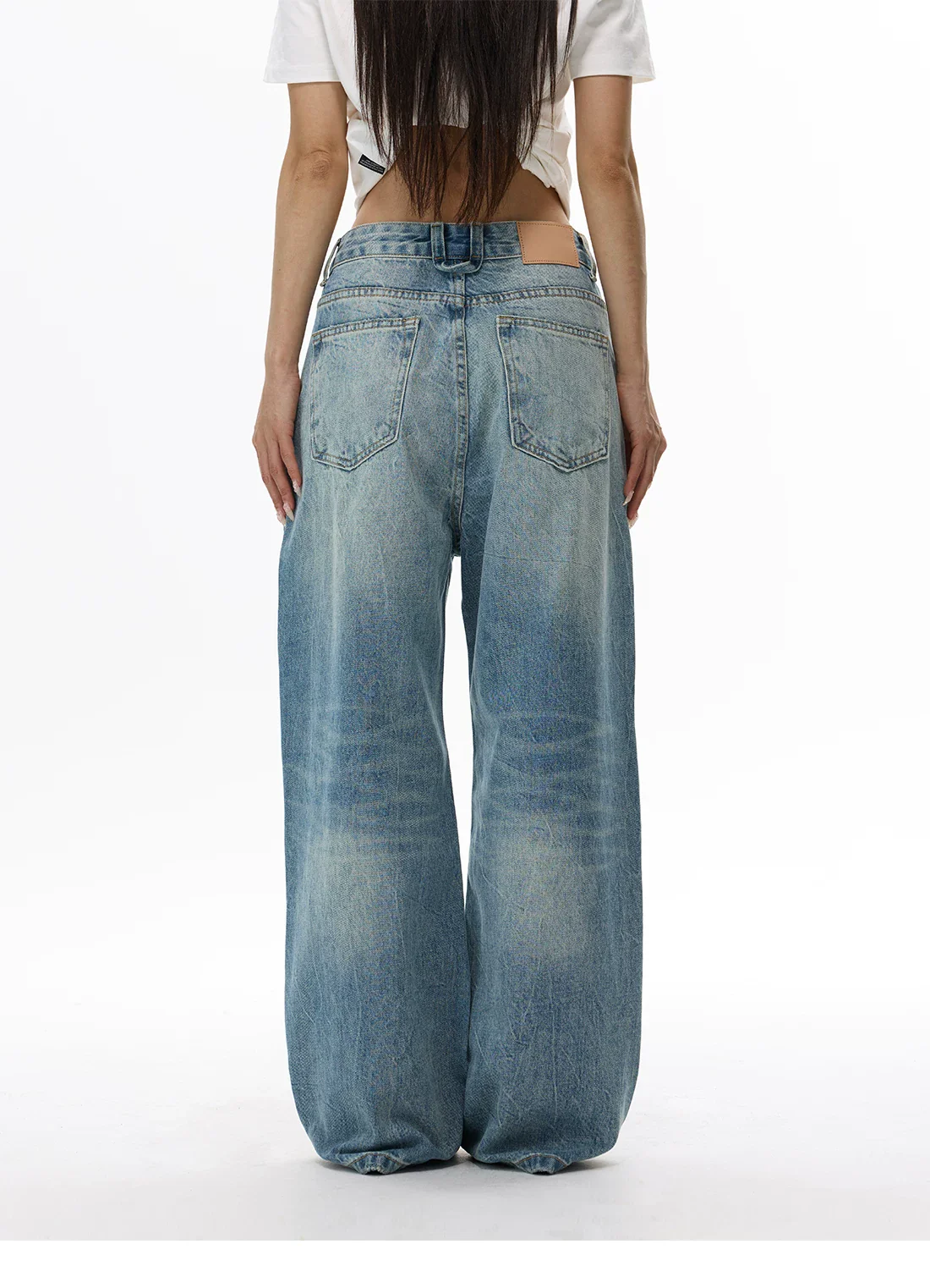Relaxed Wide-Leg Distressed Jeans - Image 6
