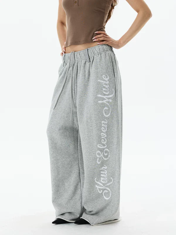 Relaxed Wide-Leg Graphic Sweatpants - Image 4