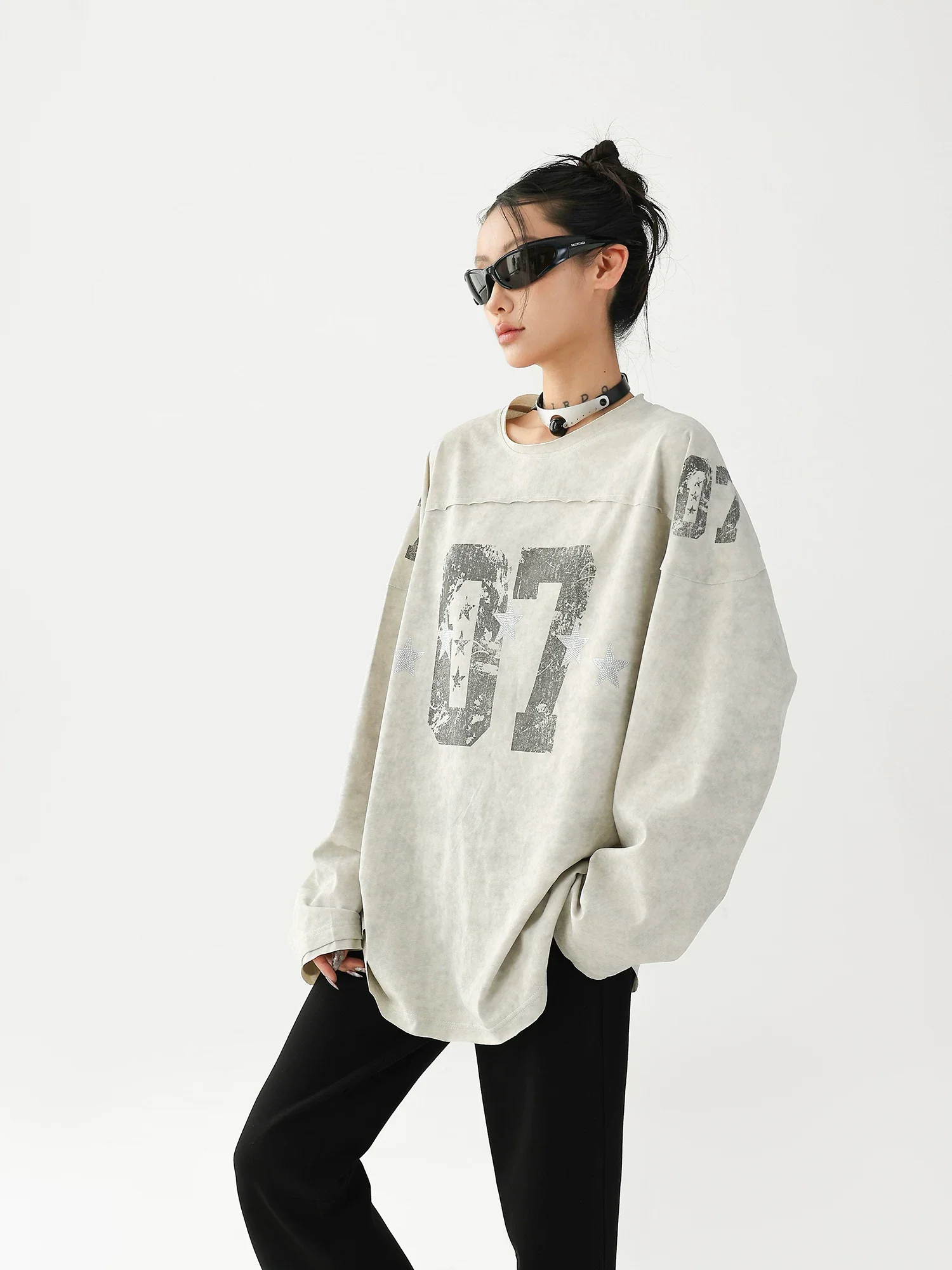 Retro 07 Oversized Long-Sleeve T-Shirt - Image 5