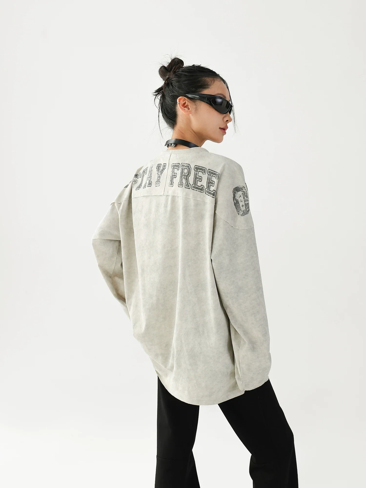 Retro 07 Oversized Long-Sleeve T-Shirt - Image 6