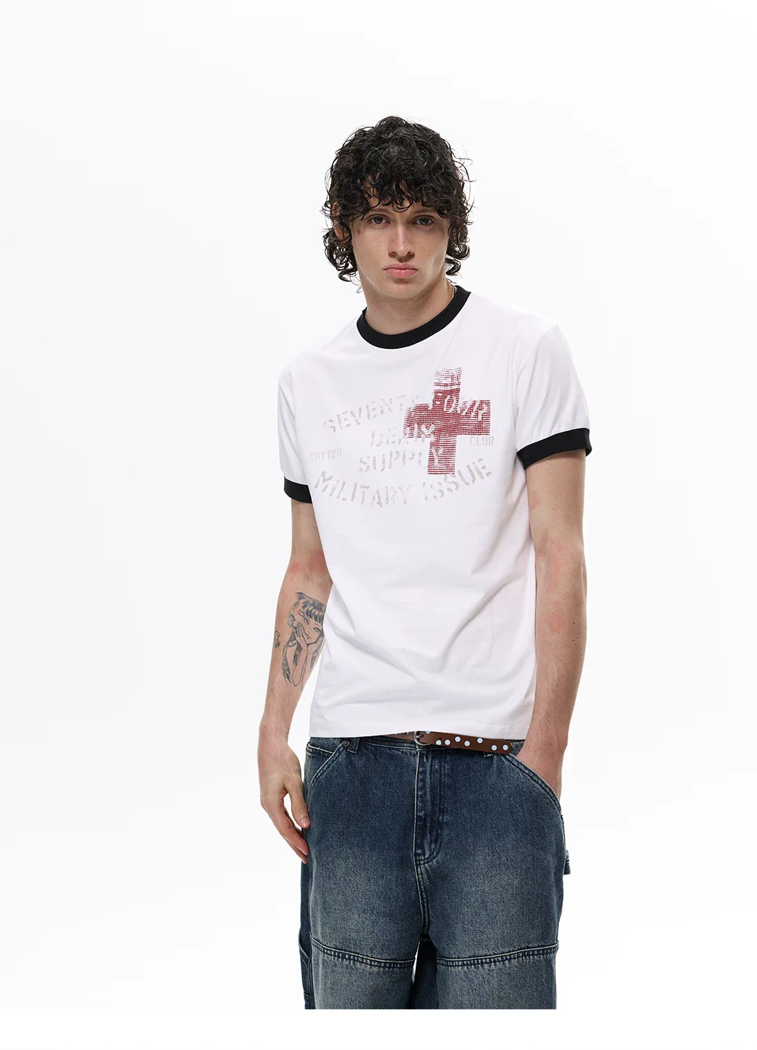 Retro Cross Graphic Slim Fit T-Shirt - Image 4